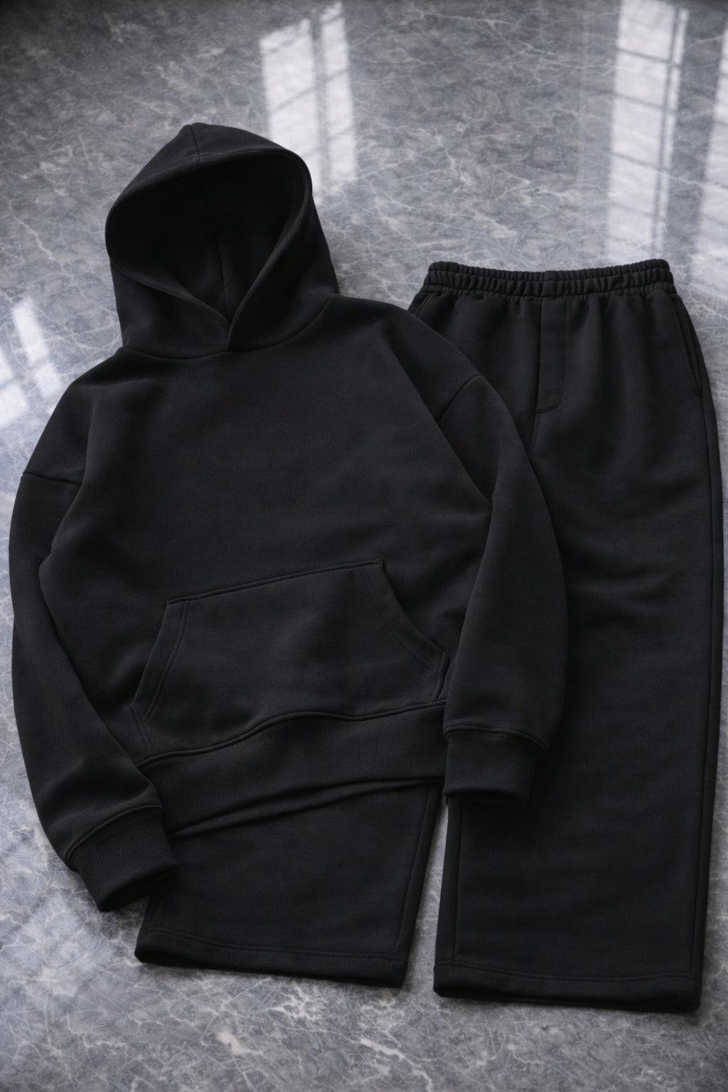 TASSI BAGGY JOGGER BLACK