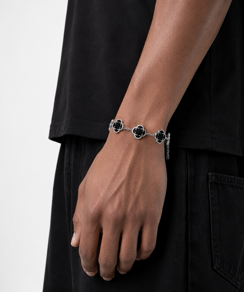 TASSI CLOVER BRACELET