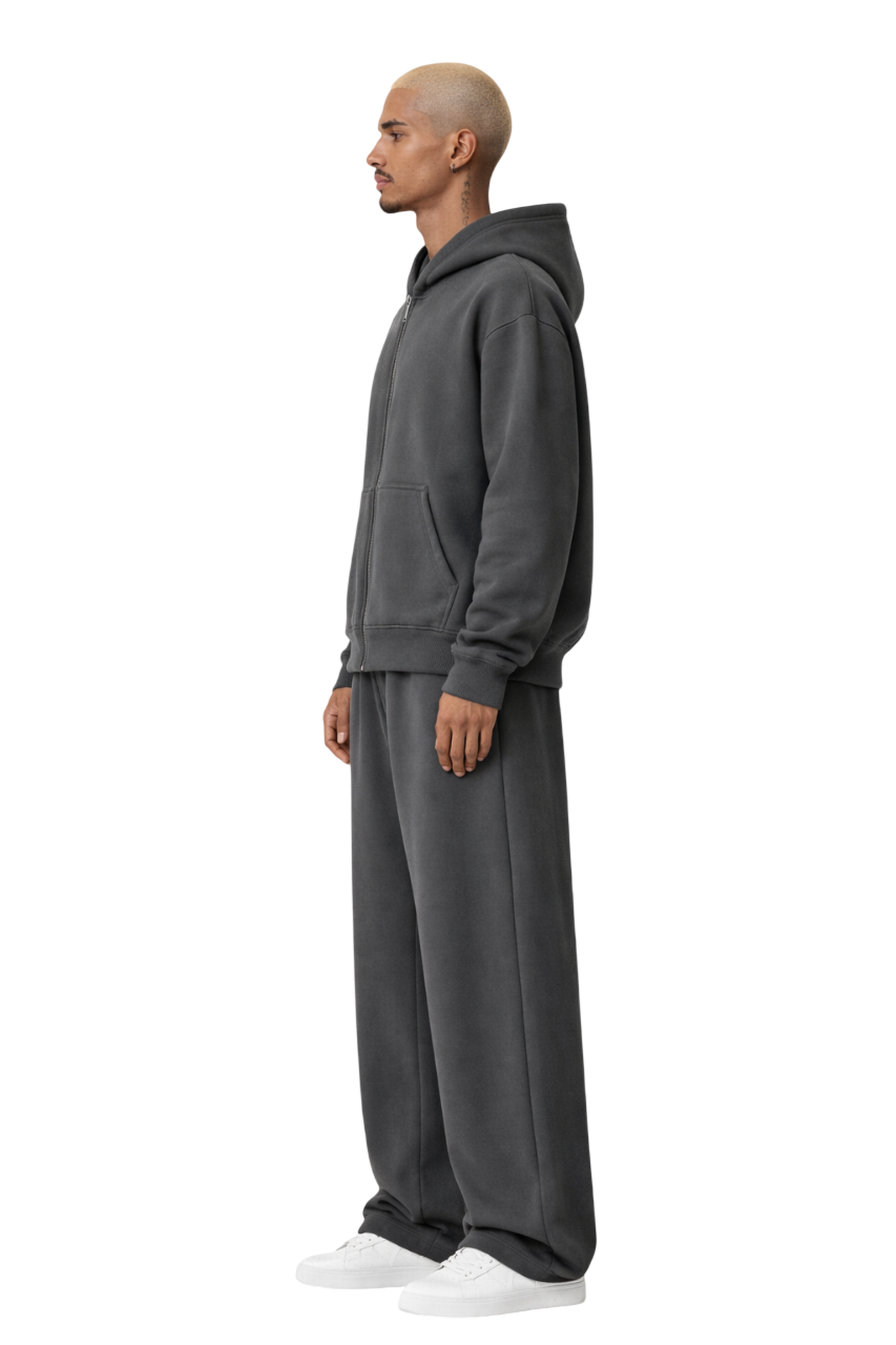 TASSI BAGGY HOODIE MAGNET